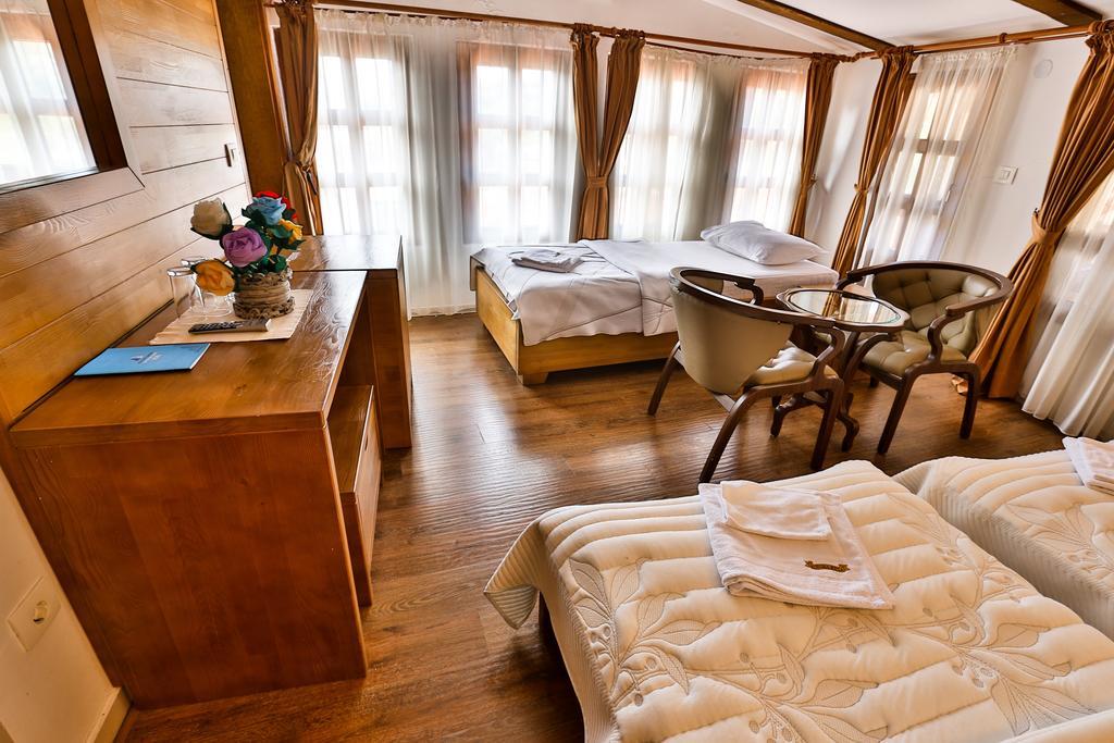 KULA Boutique Hotel Bar Chambre photo